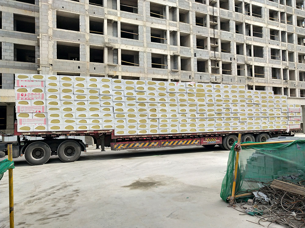 鄭地美景東望二期施工現(xiàn)場