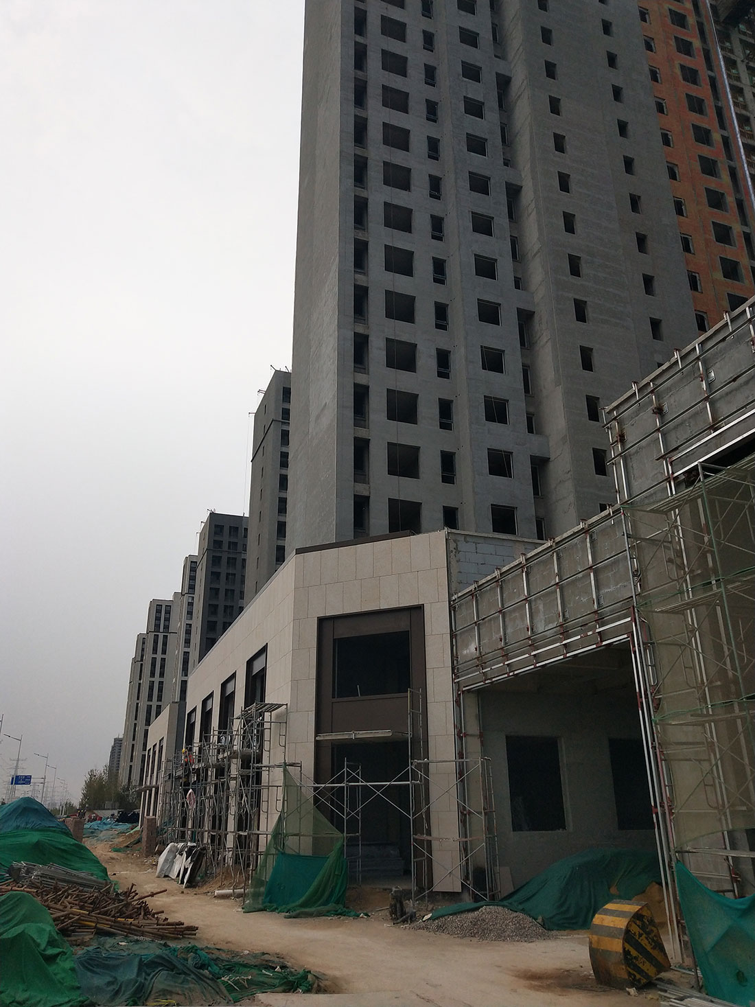 鄭州鄭地·美景東望三期施工現(xiàn)場(chǎng)拍攝